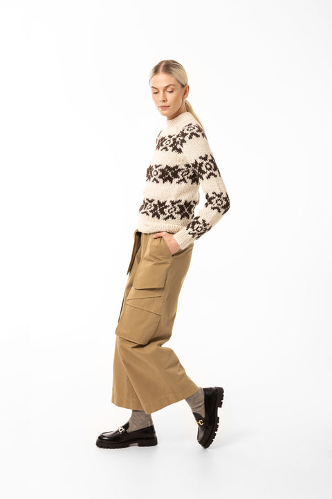 Annika off-white and brown sweater