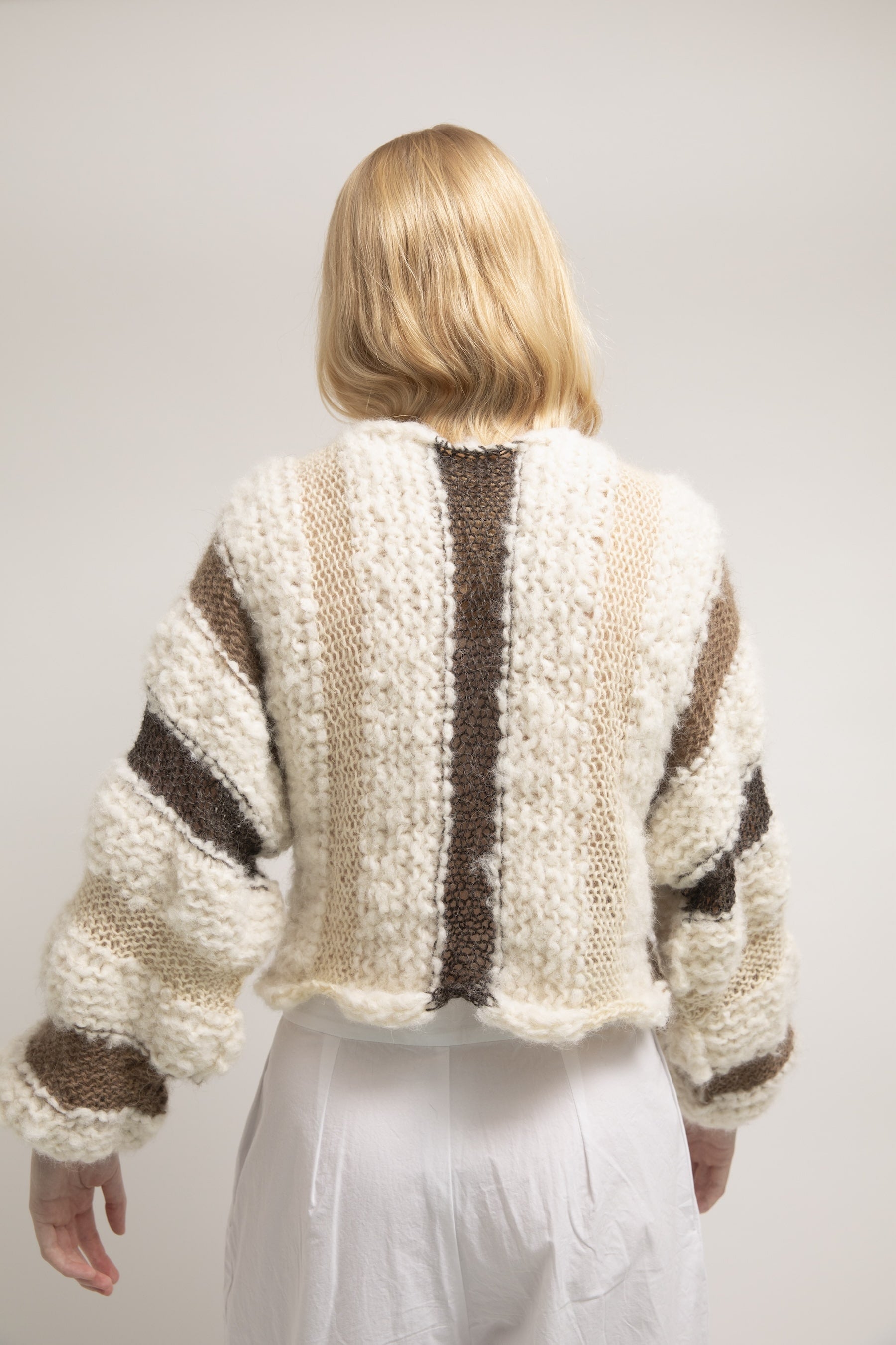 Morreyð off white and brown sweater