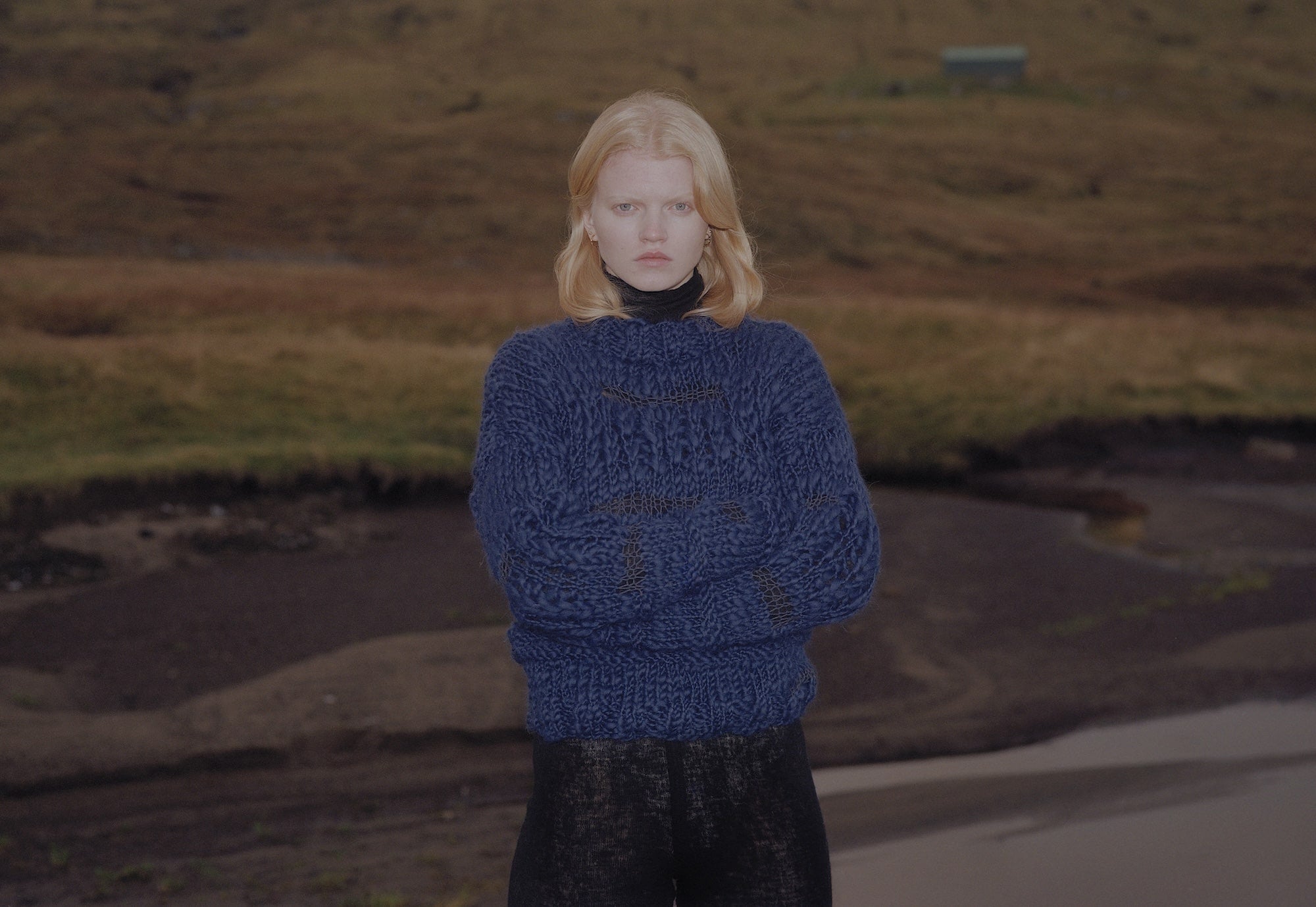 Rønn dark blue sweater